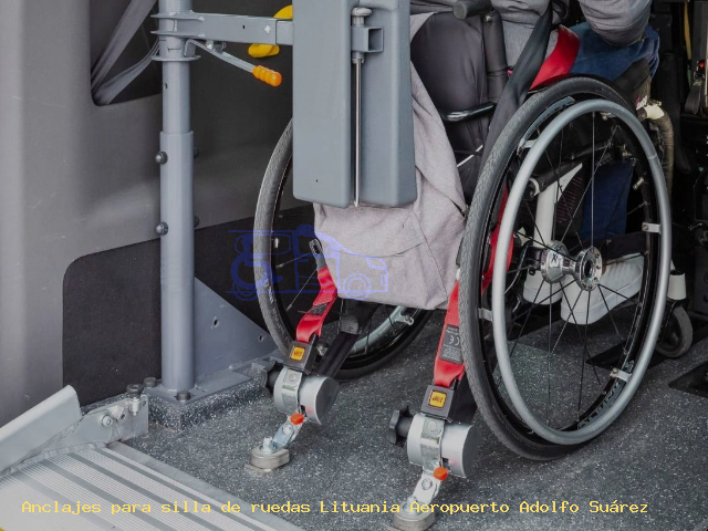 Anclaje silla de ruedas Lituania Aeropuerto Adolfo Suárez